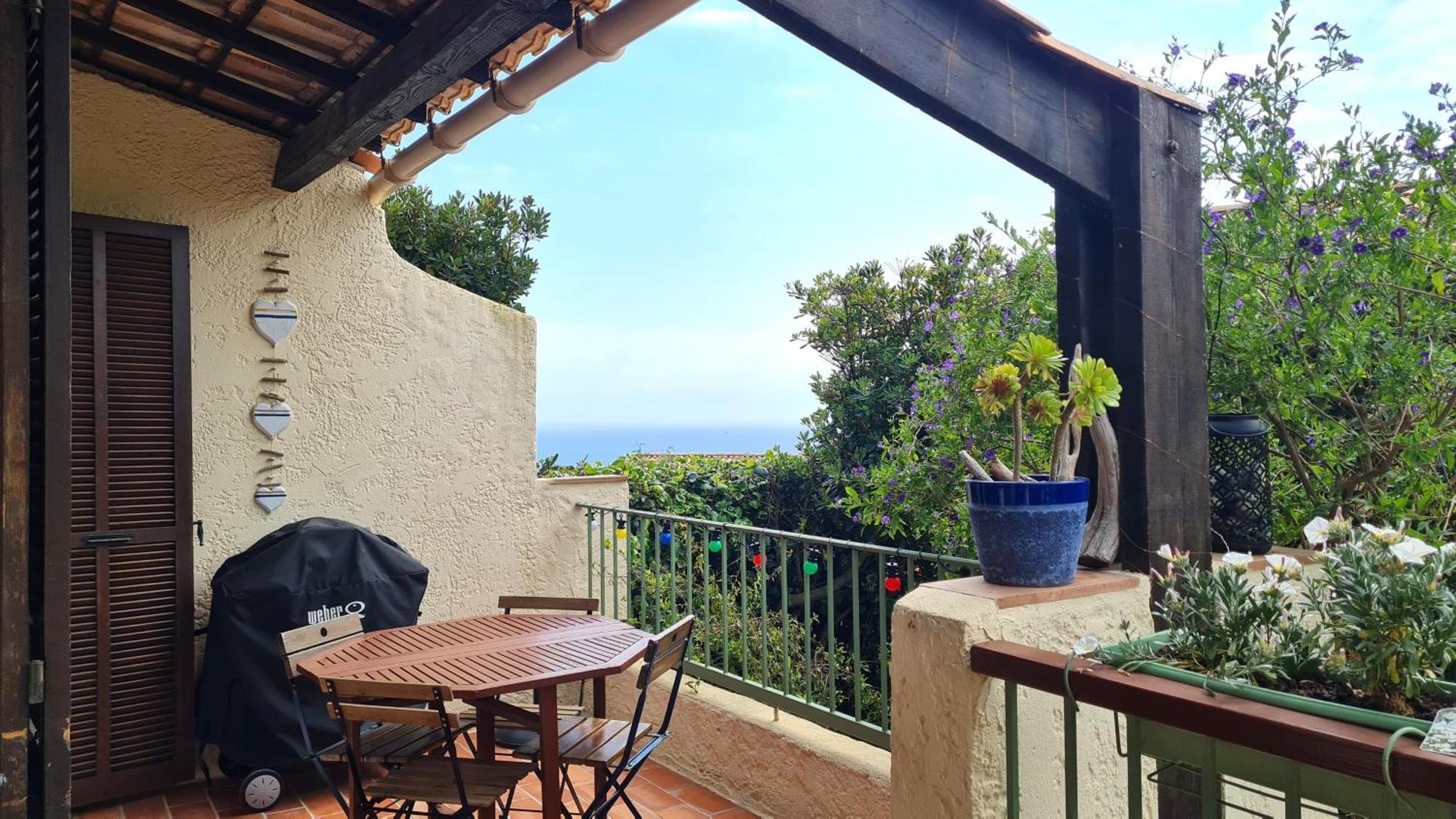 Bel Appartement Renove, Avec Terrasse Et Piscine La Croix-Valmer Eksteriør bilde